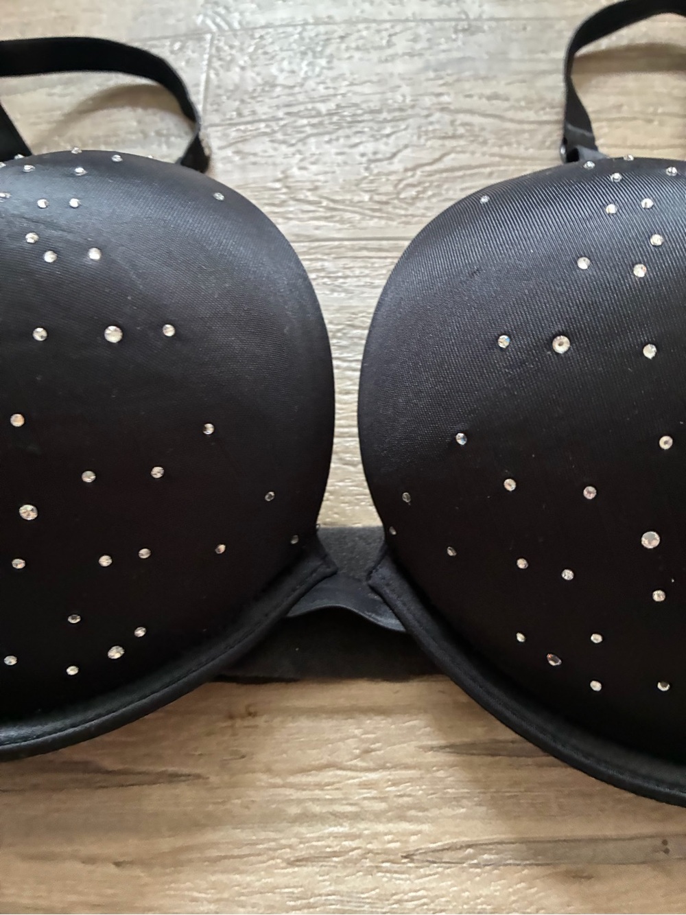 Victoria Secret Rhinestone Sparkle Bombshell Push Up Satin Bra - Picture 8 of 13